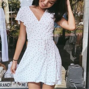 Brandy Melville Robbie White Floral Dress